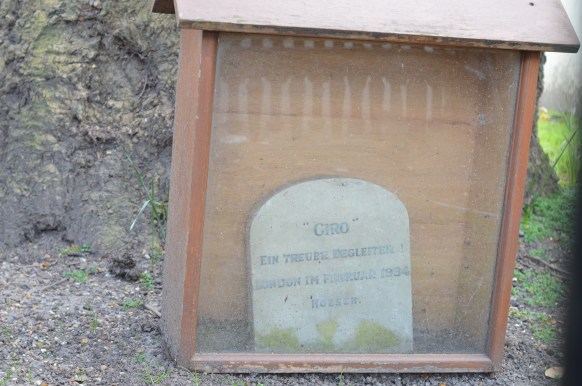 Giro's grave: 9 Carlton House Terrace, London SW1Y 5AG